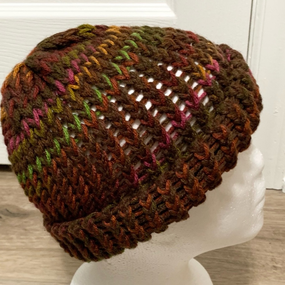 Hand Knit Beanie Hat Homemade ADULT OSFM NEW